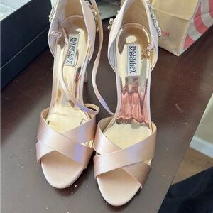 Badgley Mischka Women's Blush Strappy Heels